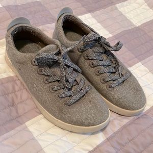 Allbird wool pipers 8 bough white sole sneakers grey